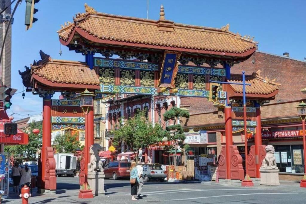 Clean 3Rd Floor Executive 1 Bedroom Apt In Old Town China Town Victoria Kültér fotó